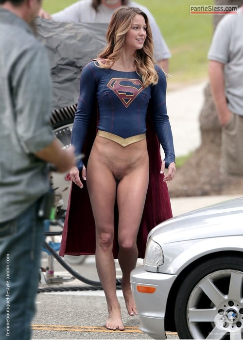 oramixbottomlessoramix:Bottomless Superwoman, defending…