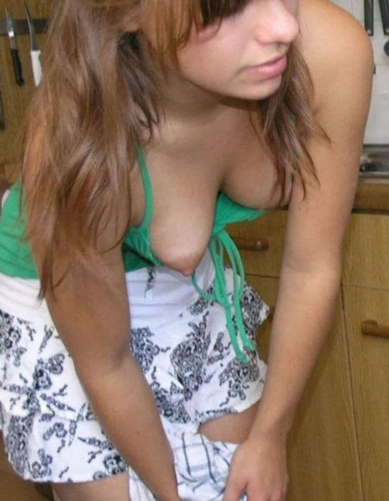 pokies downblouse brunette boobs flash accidental flash  Housemaids accidental downblouse boob flash in kitchen