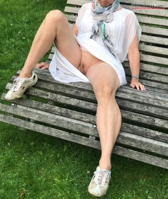 Mature cunt upskirt flashing no panties on bench