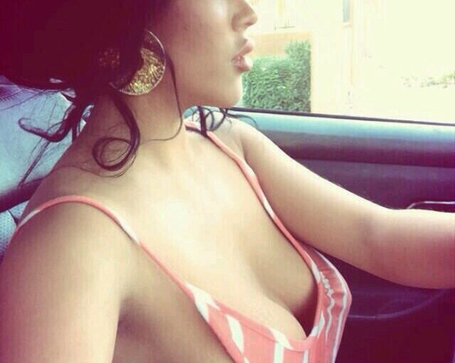 All she needs is bra free boobs whie driving