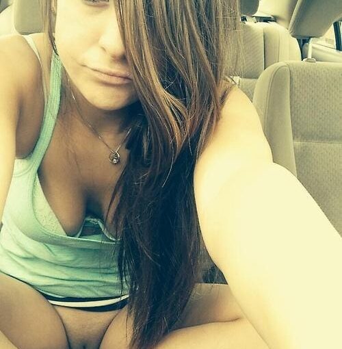 She loves taking selfies without panties everywhere