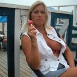 Sharing pics with the hottest grannies of the internet