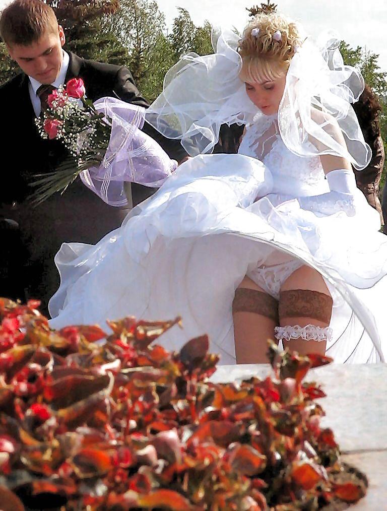 voyeur upskirt panties mature hotwife blonde babes Brides panties got exposed on wedding ceremony