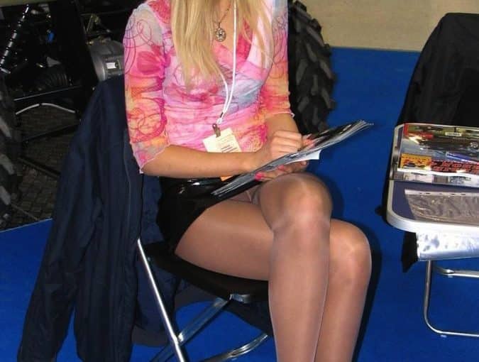 no panties under the blondes shiny tights