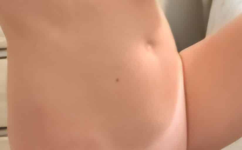 Blonde MILF Flaunts Her Shaved Pussy