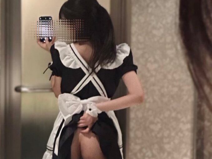 Maid’s Secret Bathroom Pleasure