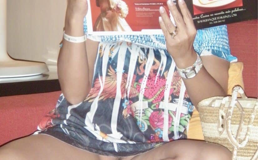 Accidental Exposure: MILF’s Unintended Flash