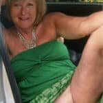 She demanded for an upskirt view pic in pink panties